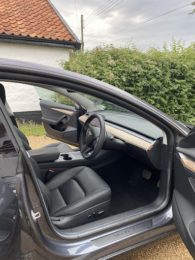 H.N detailing