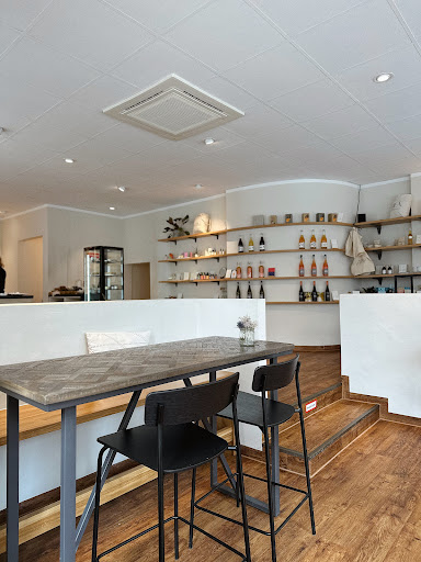 NEĀ The Deli & Urban Concept Store