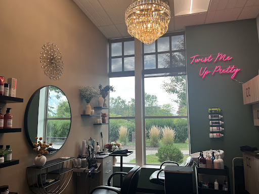Twist Me Up Pretty Hair Studio