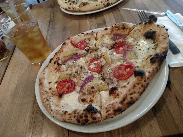 Fireflour Pizza