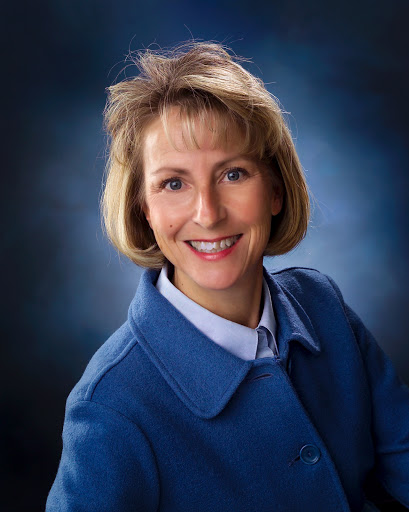 RE/MAX EXECUTIVES PLUS - Visual
