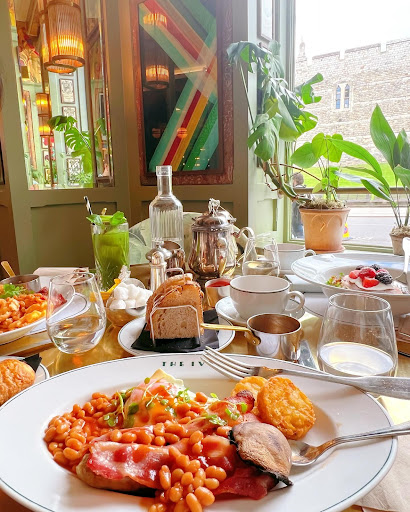 The Ivy Windsor - Thumbnail