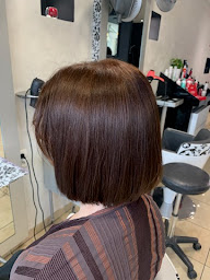 Photo n°19 de R'Look Coiffure à Bourges (Salon de coiffure)