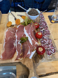 Photo n°27 de Le Chalet du Puy de Dôme à Orcines (Restaurant)