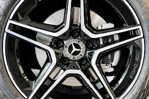 Photo n°5 de Mercedes-Benz- Groupe Autosphere -Fontainebleau à Avon (Vendeur de voitures d'occasion)