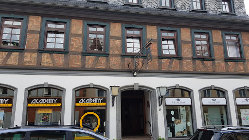 ACADEMY Fahrschule Hüttl - Thumbnail