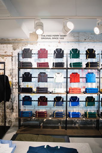 FRED PERRY London Camden Store - Thumbnail