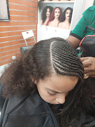 Photo n°10 de PKEN Coiffure - Coiffeur / Barbier Alfortville à Alfortville (Magasin de produits de beauté)