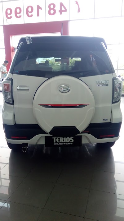 Photos of Daihatsu Kharisma Sentosa
