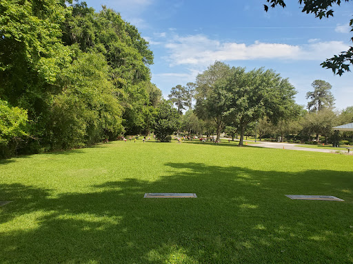 Low Country Memorial Gardens