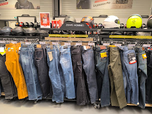 Photo n°3 de DAFY MOTO VILLEFRANCHE à Limas (Atelier de mécanique automobile)