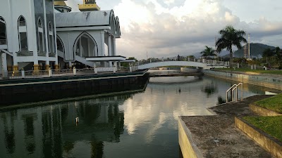 Photos of Masjid Agung Darussalam Taliwang