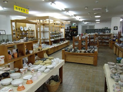 Photos of 品野陶磁器センター