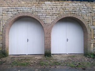 Photo n°11 de Menuiserie De Almeida à Louppy-sur-Loison (Magasin de meubles)