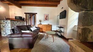 Photo n°16 de Gite 4* avec piscine privative / Cocon de Soie à Vesseaux (Gîte)