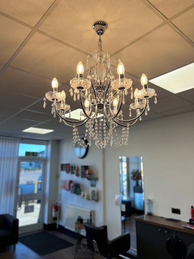 Taylor's Hair Salon - Thumbnail