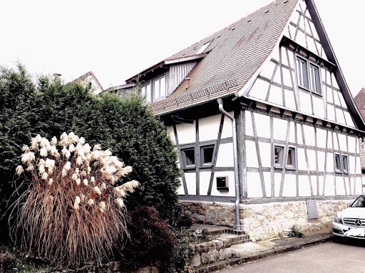 Dietz & Walter-Tscharf Immobilien GbR