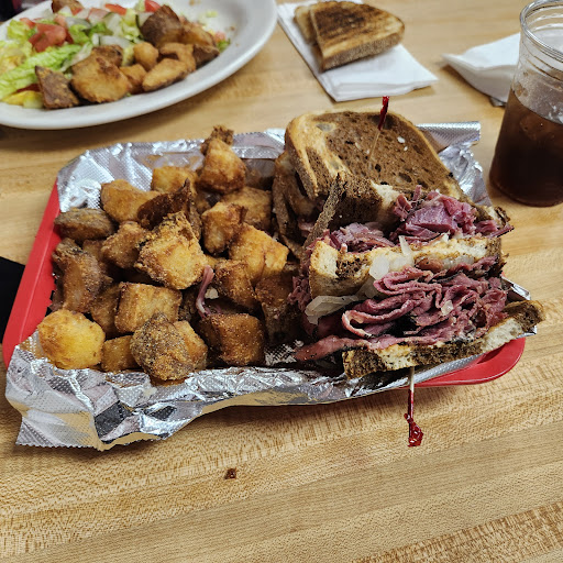 DOTTY & RAYS - SALEM'S OLDEST DINER Gallery - United States