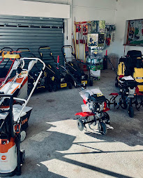 Photo n°17 de MESLARD Motoculture à La Bourdinière-Saint-Loup (Atelier de machines et outils)