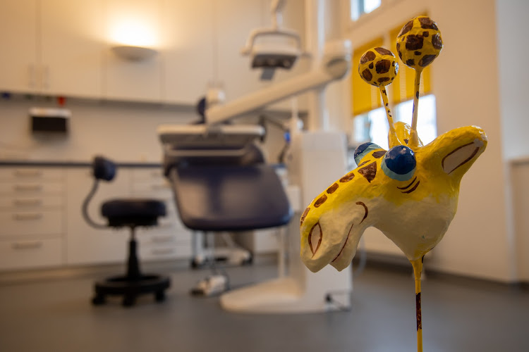 Dr. Jochen Hilbk - Fachzahnarzt für Kieferorthopädie