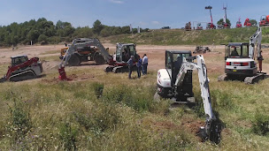 Photo n°2 de ITT Vimo - Lierville (Concession New Holland) à Lierville (Concessionnaire de tracteurs)