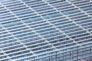 Photo n°7 de KERBIRIO - Traitement de surface à Gretz-Armainvilliers (Prestataire de traitement et finition de surfaces métalliques)