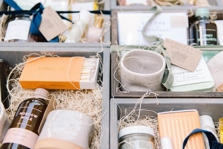 Manofatto Giftboxes + Blooms by null