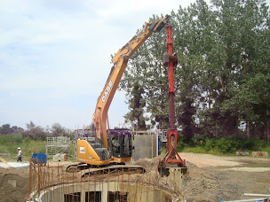 Photo n°14 de GARCIA T.P. à Saint-Benin-d'Azy (Société de travaux publics)