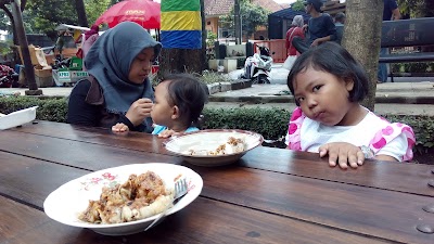 Photos of Taman Super Hero