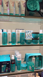 Photo n°72 de Sandra B. Coiffeurs Créateurs. Barbier visagistes à Avignon (Barbier)