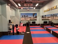 ゴールドジム名古屋栄