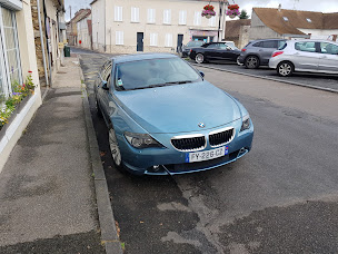 Photo n°5 de JFS AUTO à Pacy-sur-Eure (Magasin)