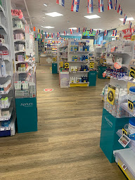 Photo n°3 de Aprium Pharmacie de la Place des Arcades à Épernay (Pharmacie vétérinaire)