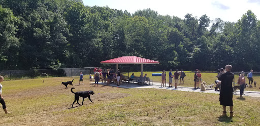 Fitchburg Dog Park Logo