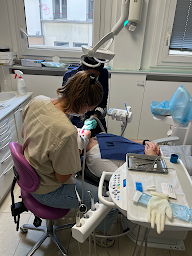 Photo n°11 de Docteur Ilanite Cohen Chirurgien Dentiste à Paris (Service de blanchiment des dents)