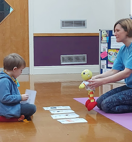 Comments and reviews of Phonics With Robot Reg children's classes, York