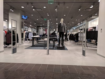 H&M