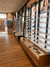 Photo n°6 de Opticien Saint-Berthevin - Krys à Saint-Berthevin (Magasin de lunettes de soleil)
