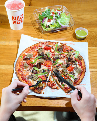Blaze Pizza by null