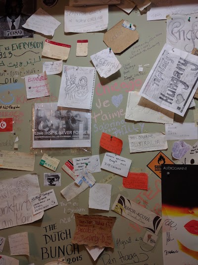 Photos of IHSP Chicago Hostel