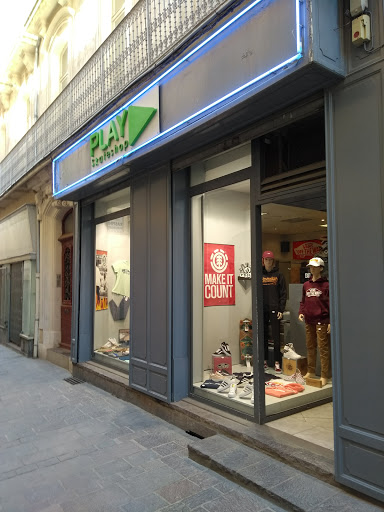 PLAY Skateshop - Thumbnail