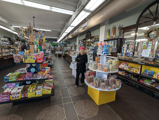 Shriver's Salt Water Taffy & Fudge - Thumbnail