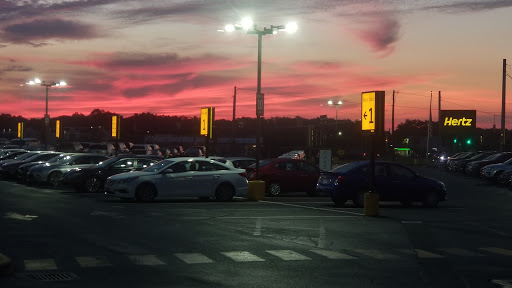 Hertz Car Rental - Hartford - Bradley International Airport - Thumbnail