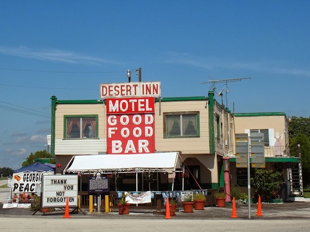 Desert Inn Motel