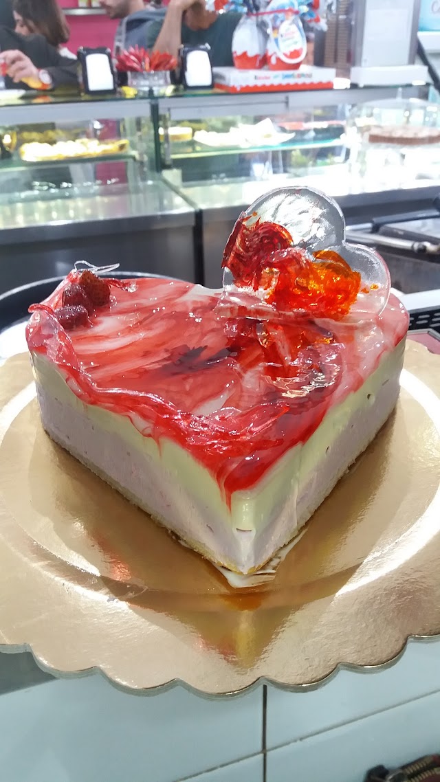 Gelateria Su Per Giù Roma-Geletaria Vegana Tuscolana-Bar Vegano Tuscolana