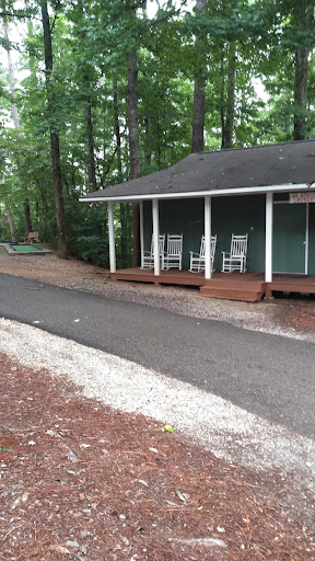 Camp Mac - Visual