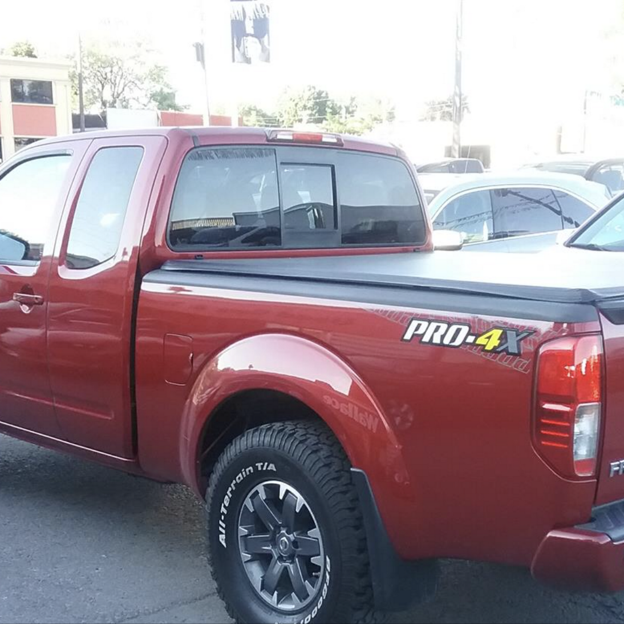 Wallace Automobiles Used Car Dealer in Ottawa