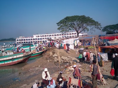 Photos of Chormonai Dorbar Sharif Jame Mosque