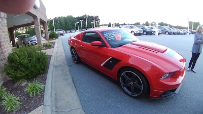 Photos of Crossroads Ford of Kernersville