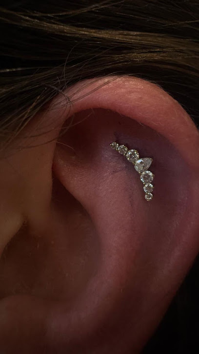 Bakunawa Tattoo - Tatouage - Bayonne - Piercing